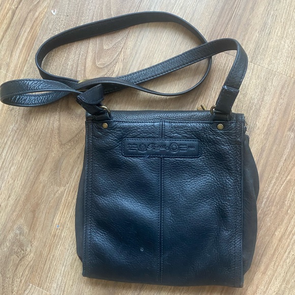 Fossil crossbody genuine leather flap bag - Picture 5 of 8